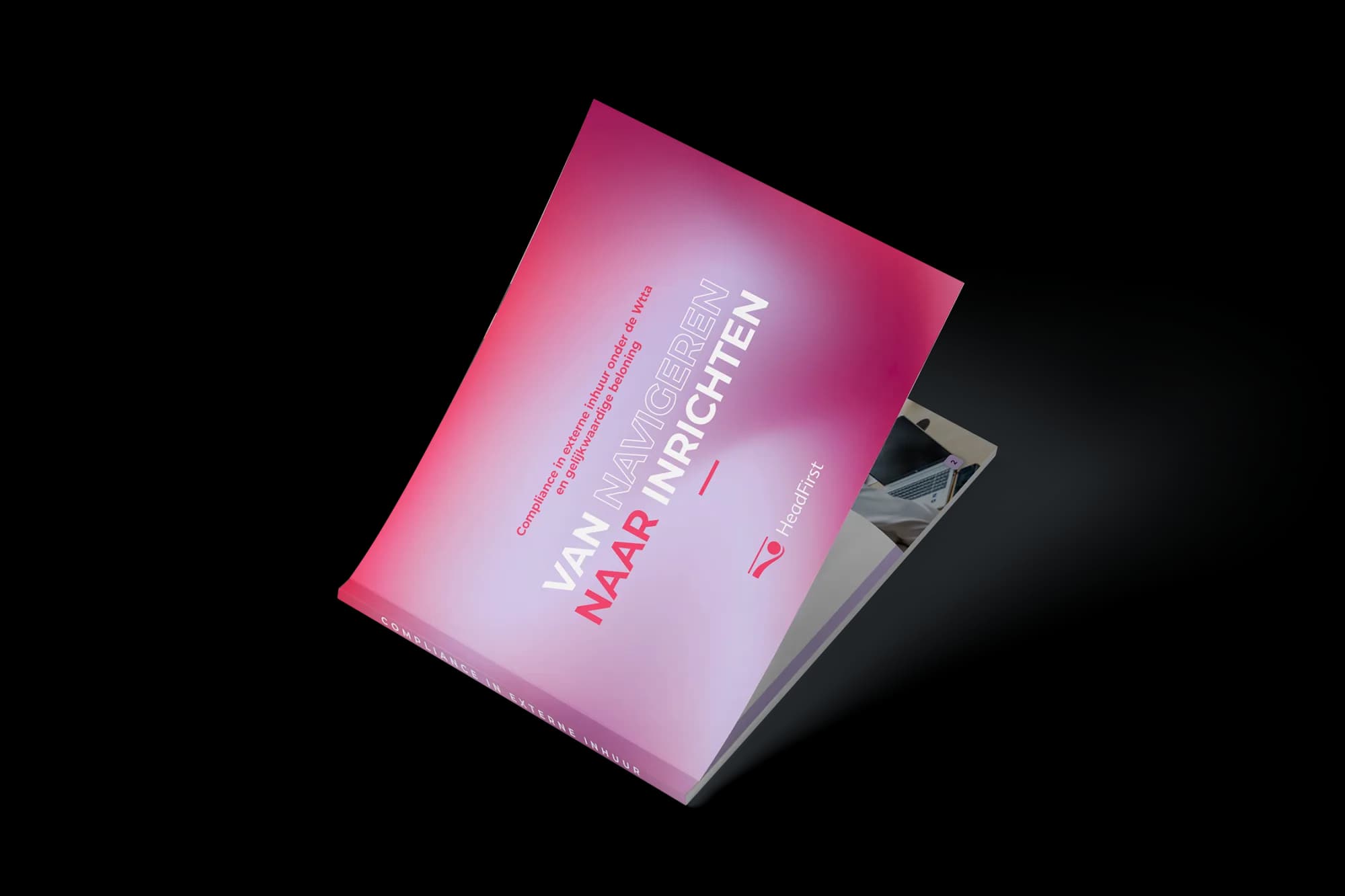 Afbeelding van de whitepaper hardcover 'van navigeren naar inrichten'